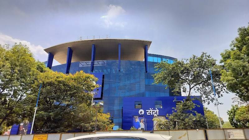 Reliance Centro